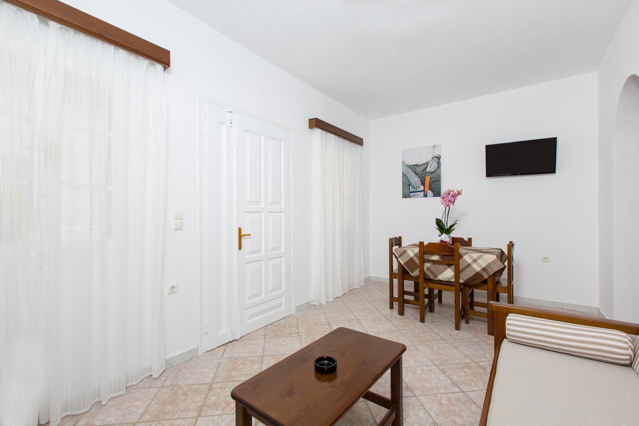 Mylos Hotel Vívlos 외부 사진